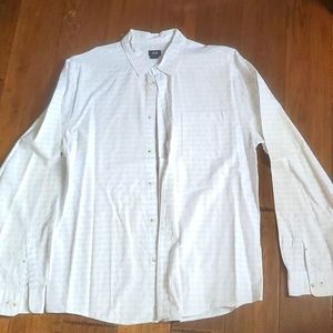 Men's button down long sleeve